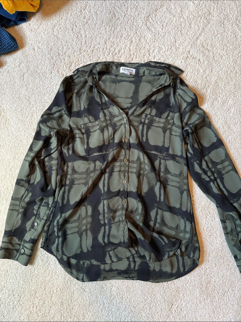 Express Olive Green and Black Abstract Print Button-Down Shirt